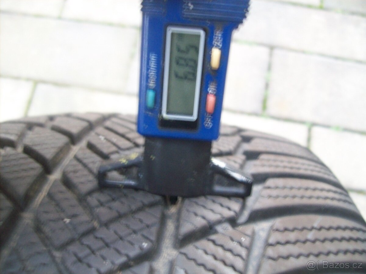 zimní pneu Kodiaq RS Bridgestone 235.50.19 99H - 4