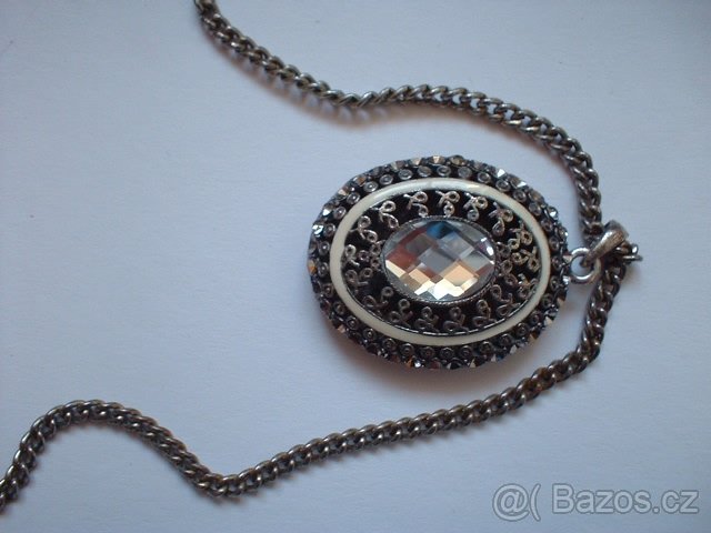 Řetízek s přívěškem a kamenem - 4