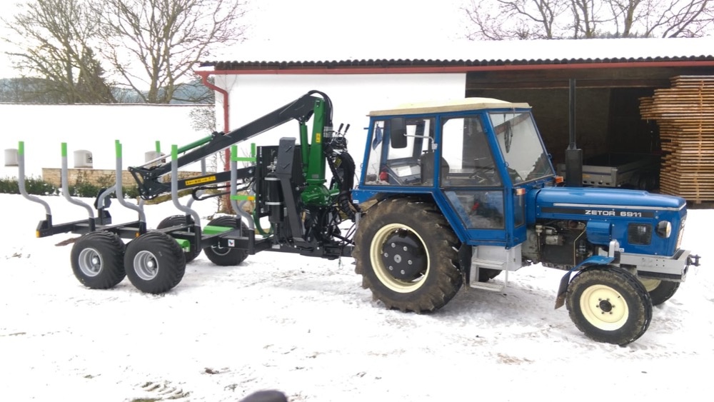 Vyvážečka dřeva 6T s ramenem 675 - 4