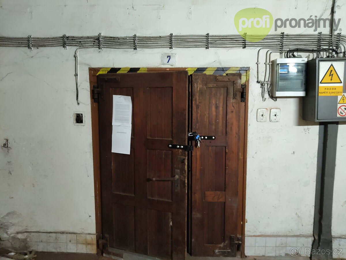 Pronájem skladového prostoru 128 m² - 4