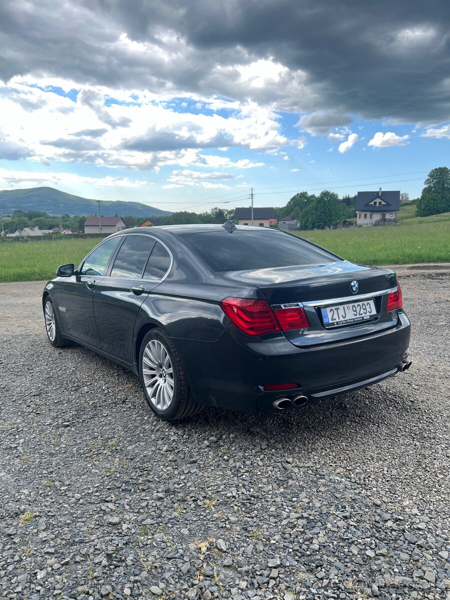 Prodám BMW 740d x-drive - 4