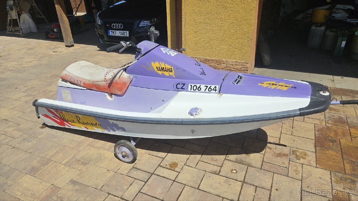 Yamaha Wave runner 550 - 4