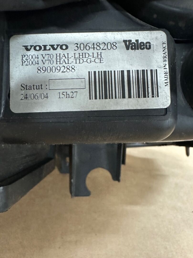 LEVÁ PŘEDNÍ LAMPA V70 04-07 - 4