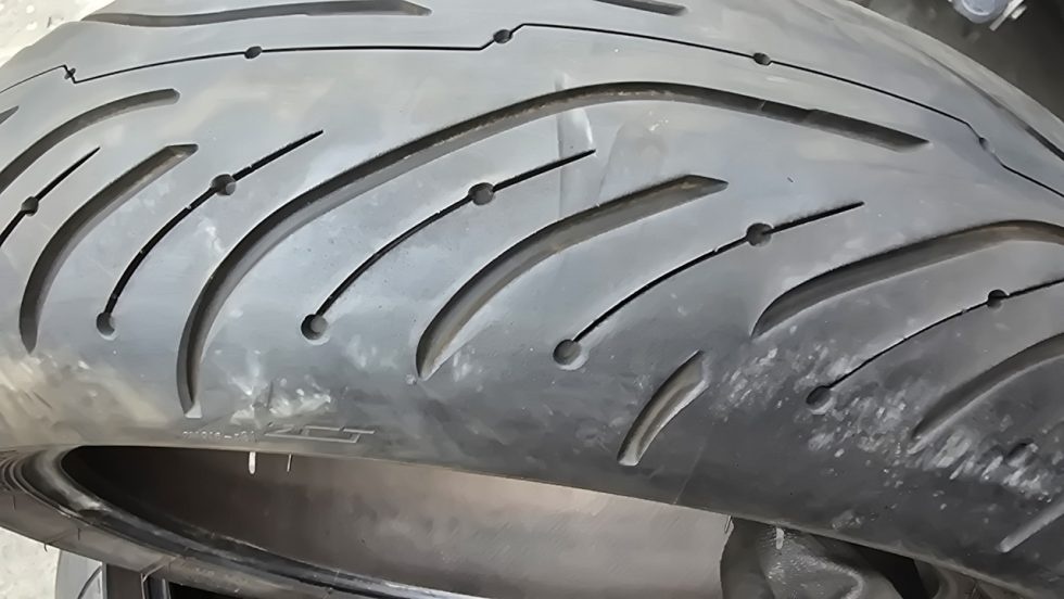 Michelin 180/55/17, DOT5016 - 4