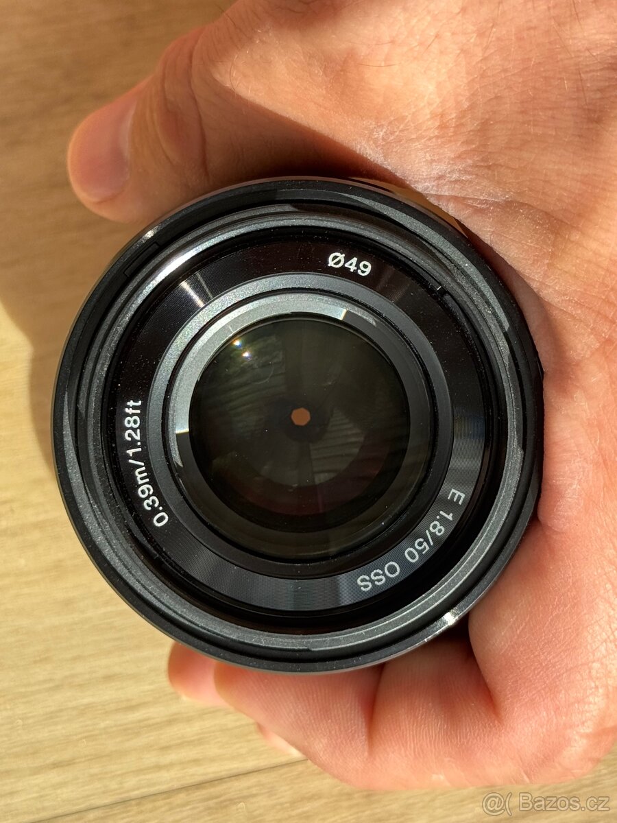 Sony SEL 50/1.8 OSS - 4