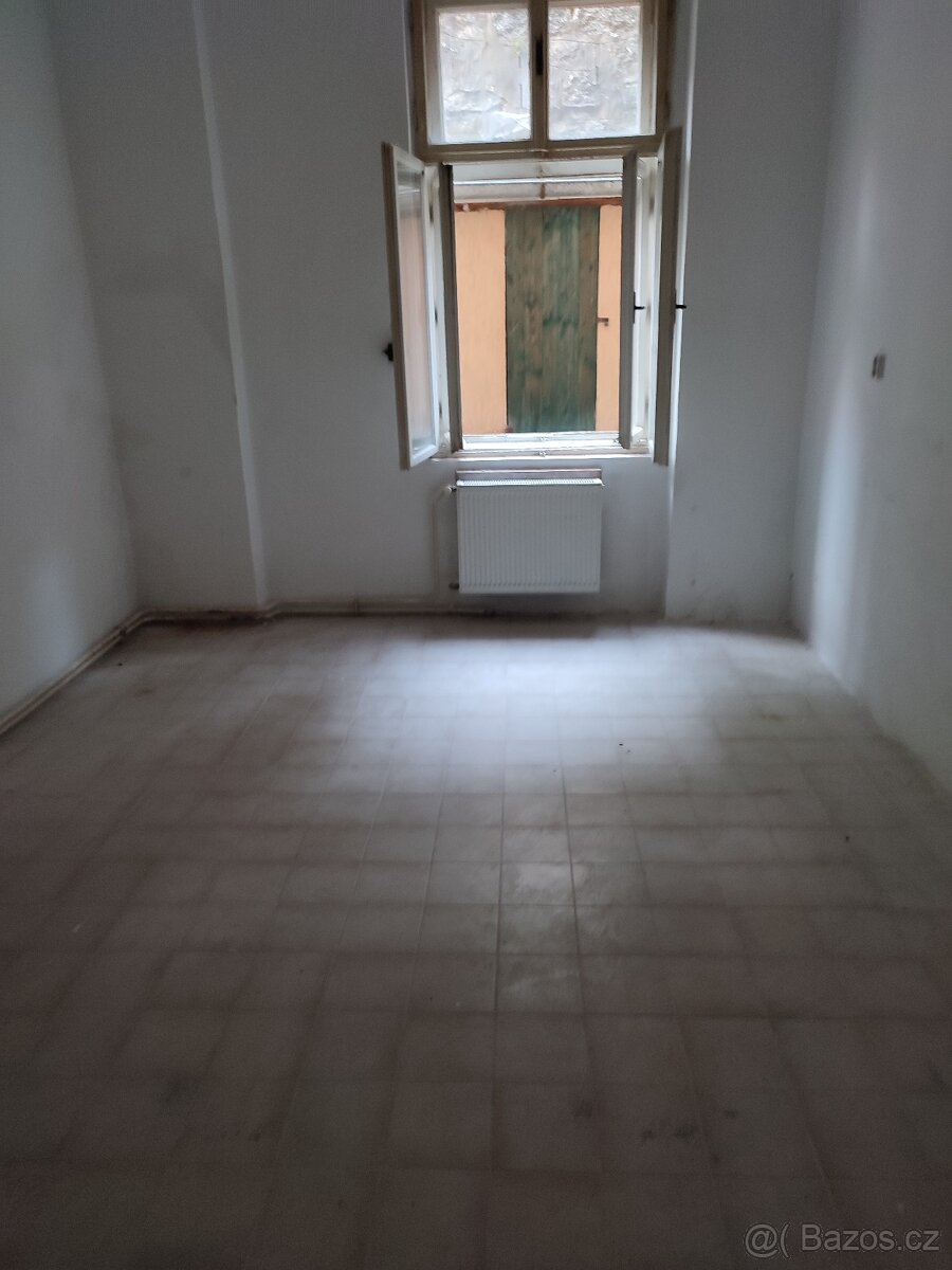 Pronájem nebytových prostor Březová u KV – pohled 4