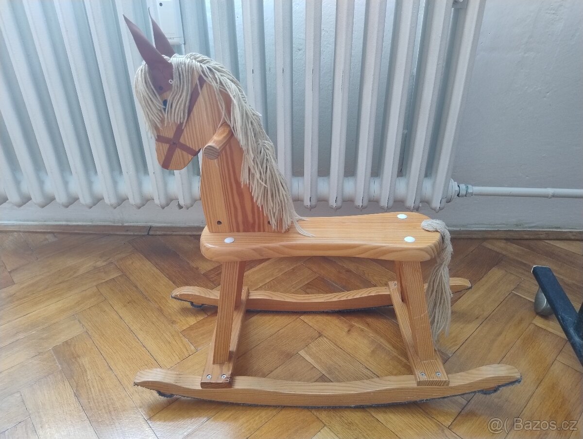 Houpací kůň - 4