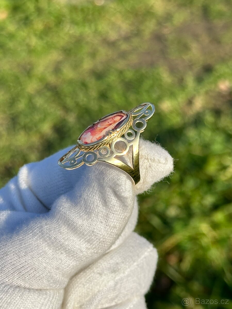 Zlatý prsten 6,38g - 4