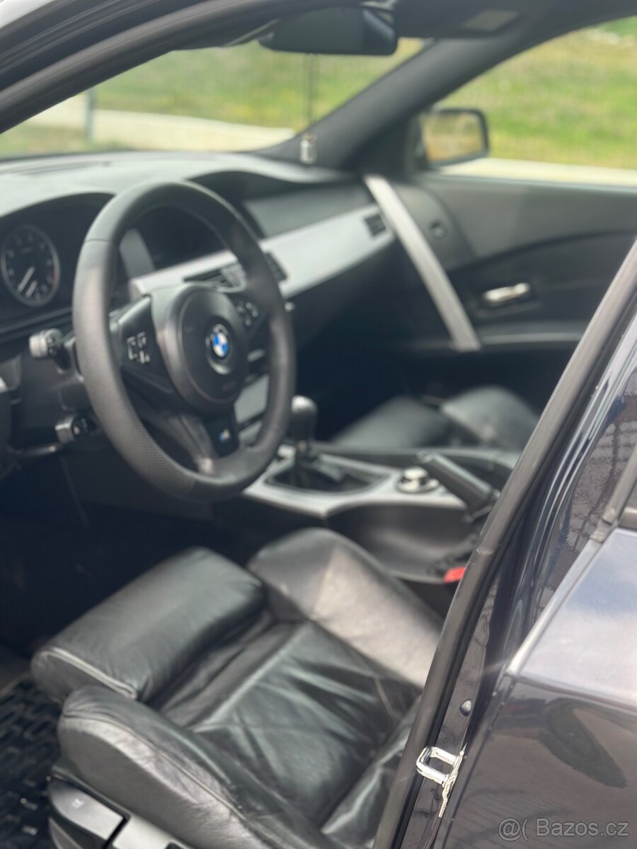 Bmw e60 525i - 4