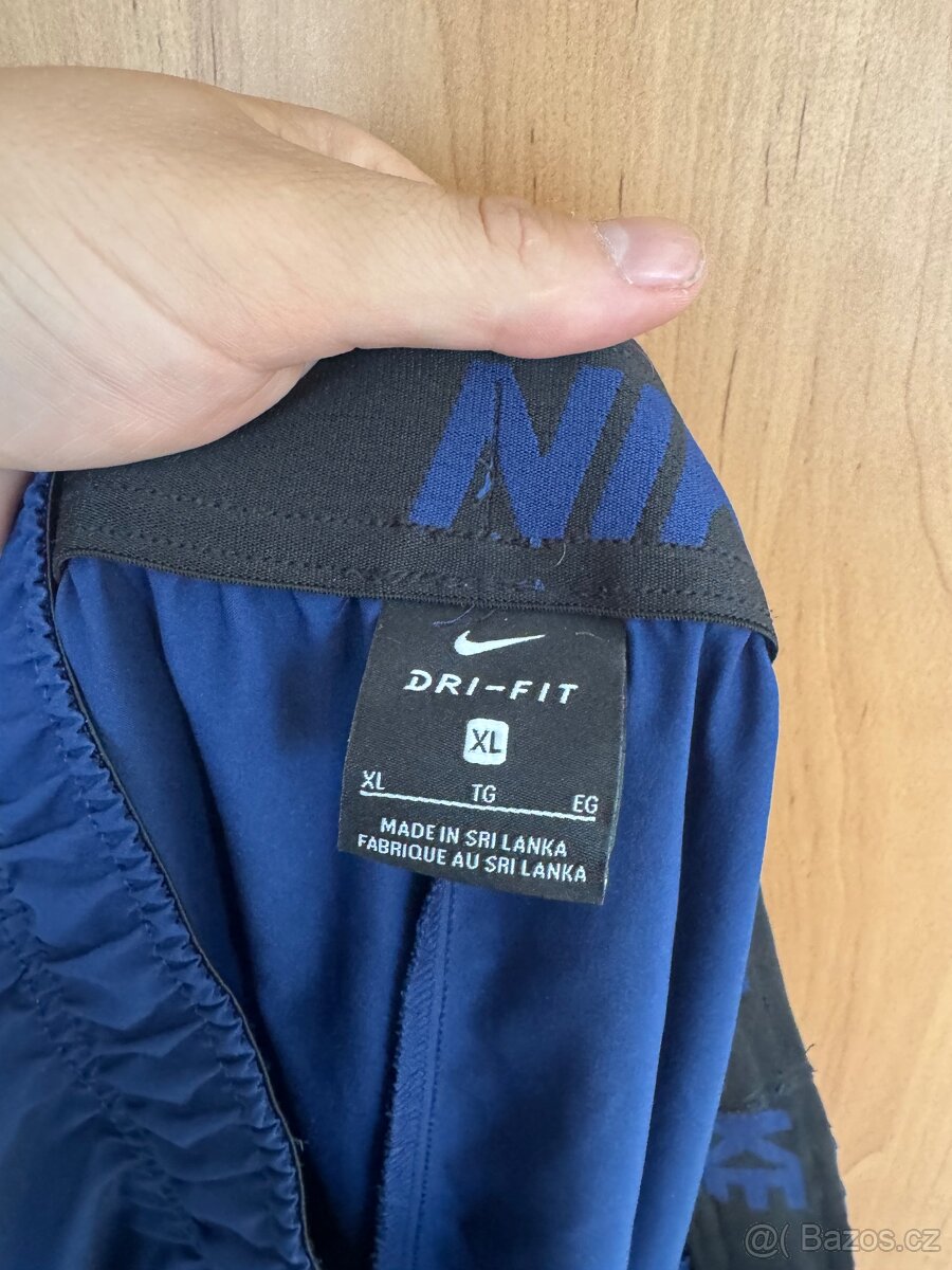 Sportovni kratasy Nike - 4