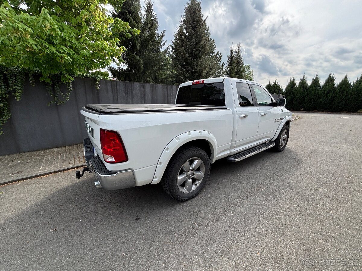 Dodge Ram 1500 92 000km 5.7 V8