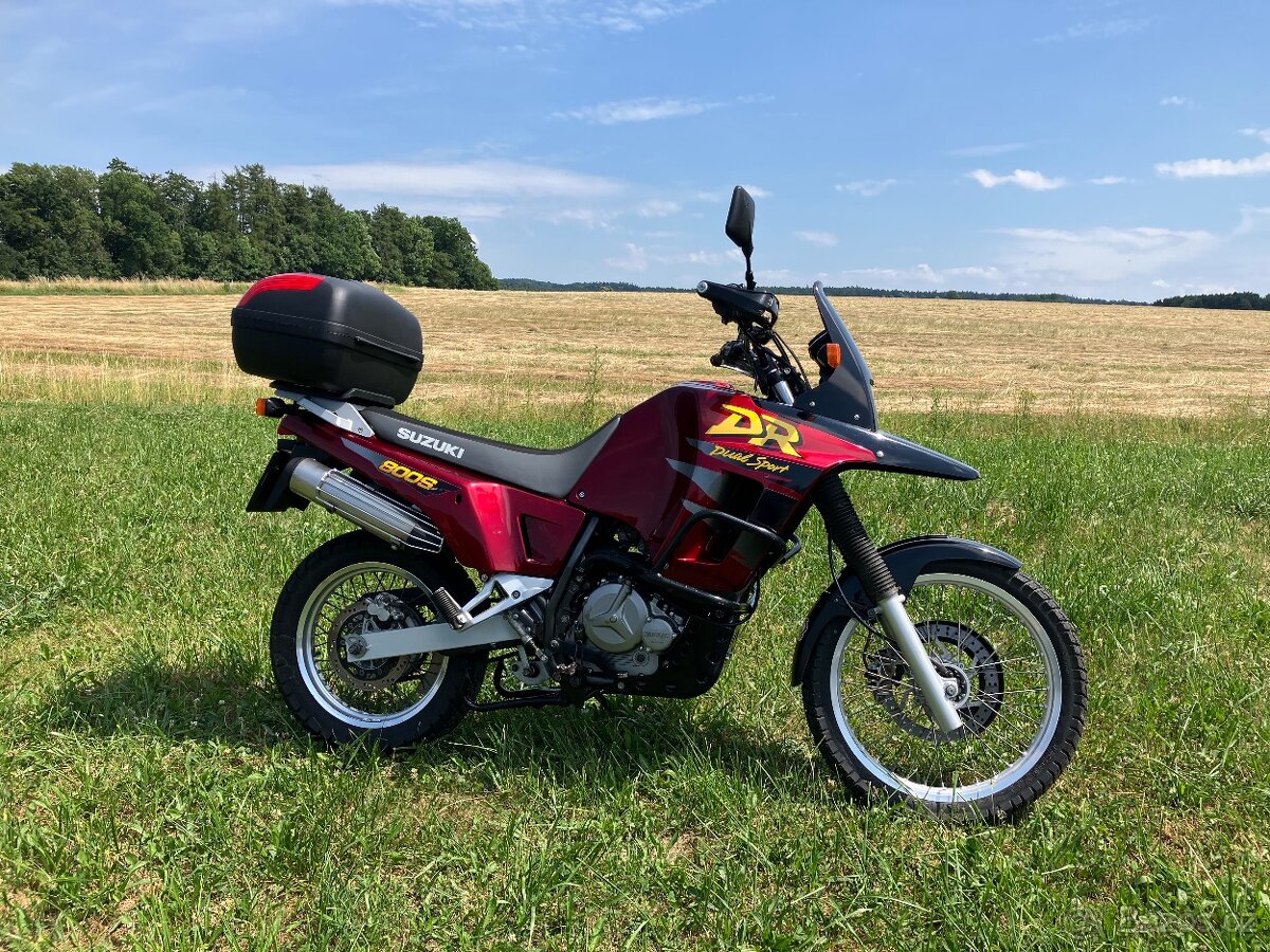 Dr big 800, ikonický jednoválec s 28 tisíci km
