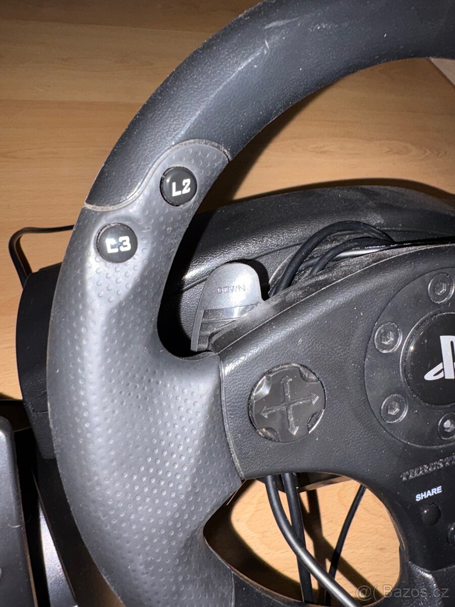 PlayStation, PS4/PS3 volant - 4