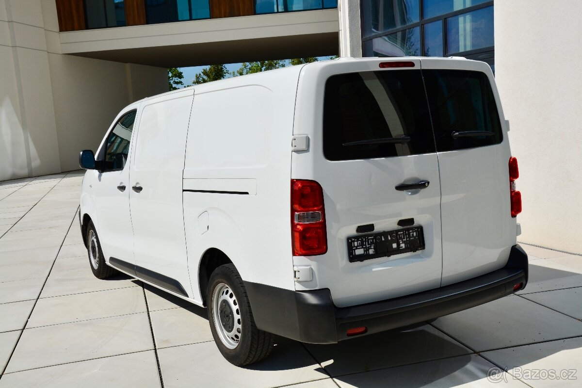 Opel Vivaro 75KW COMFORT L3H1 2.8T 1 MAJITEL 28000KM - 4