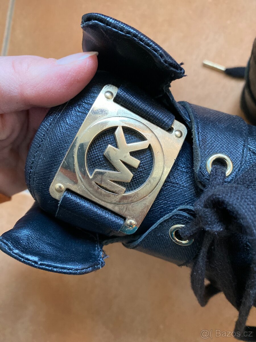 Kotníkové boty Michael Kors na klínku vel. 38 - 4