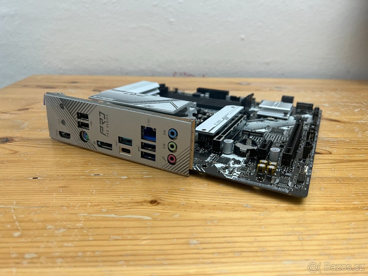 ASROCK B760M Pro RS/D4 Socket intel 1700,Funkční,Záruka - 4