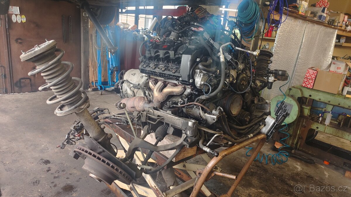 Motor N62B44 745i - 4