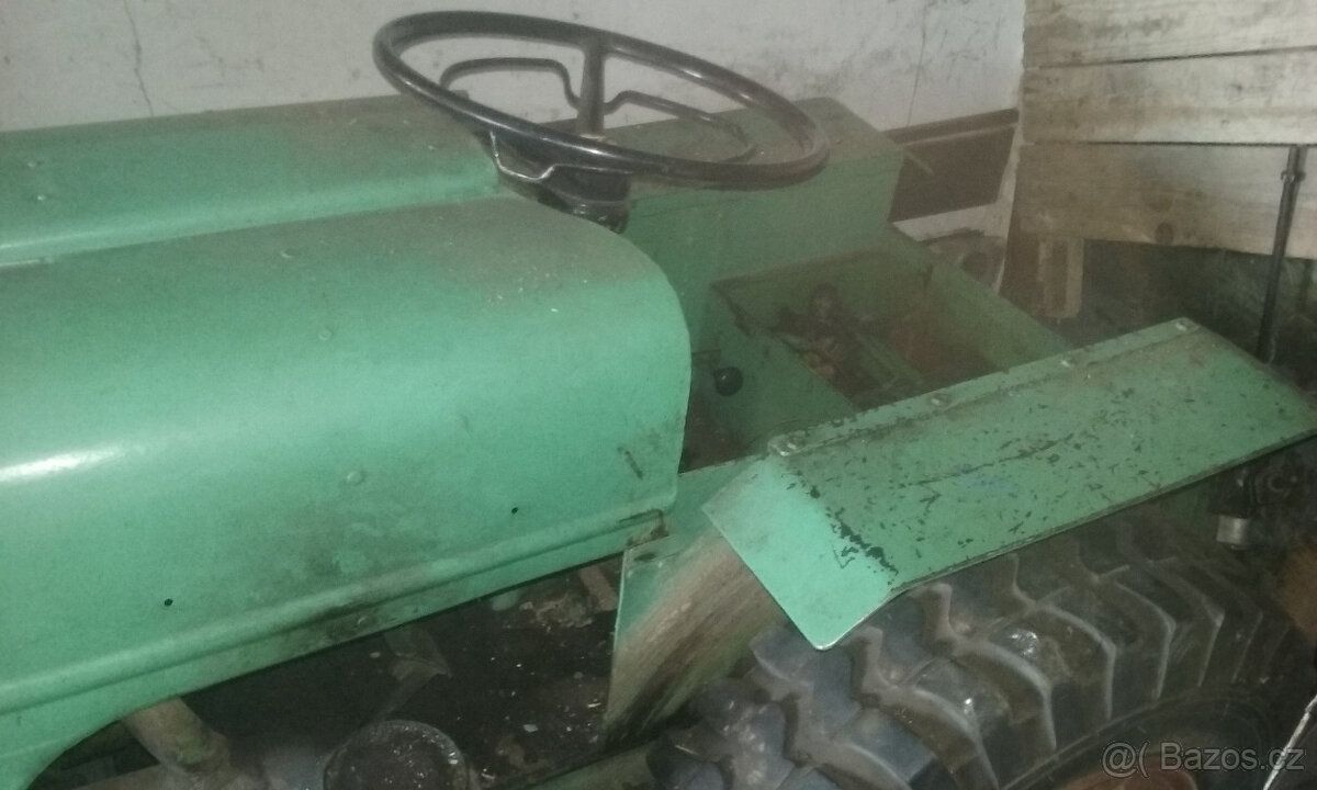 Traktůrek domácí výroby. - 4