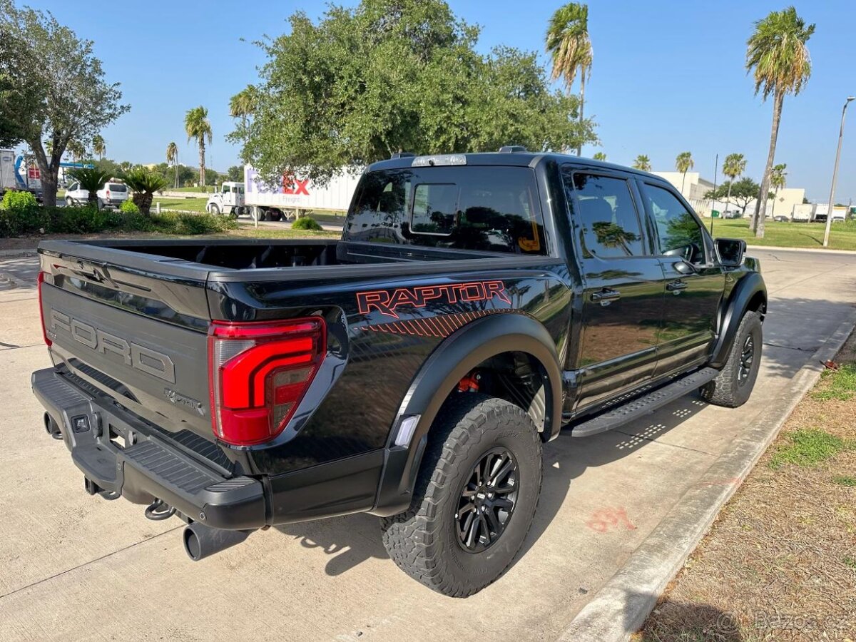 2024 Ford F150 Raptor 3.5L 4x4 s pohonem zadních kol