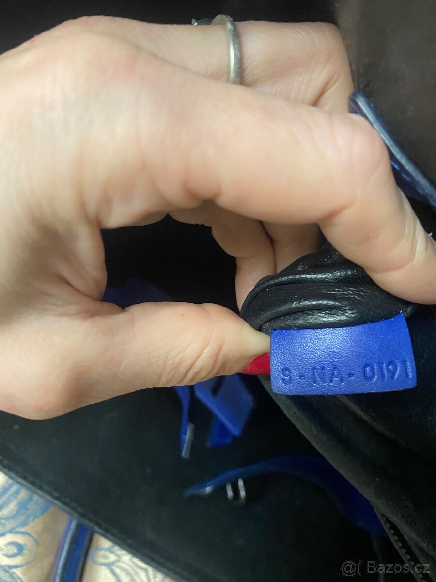 Kabelka Celine Electric Royal Blue Suede Phantom Bag - 4