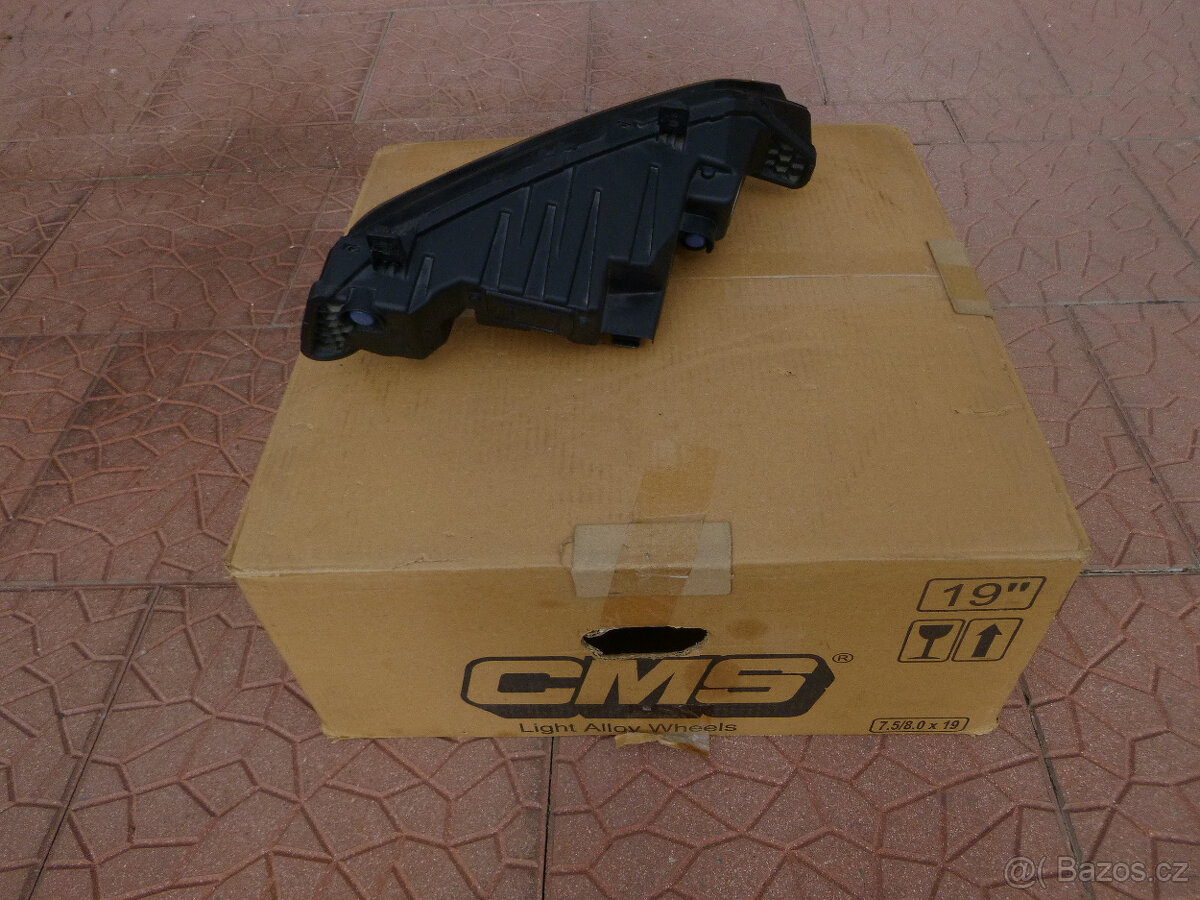 Škoda Superb 3 III lift mlhovka 3V0941700B 3V0941699B - 4