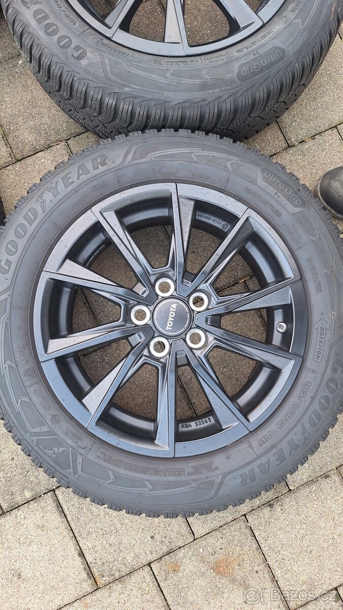 Alu kola Toyota 15" 5x100 zimní pneu 185/65 R15 7-8mm Yaris - 4