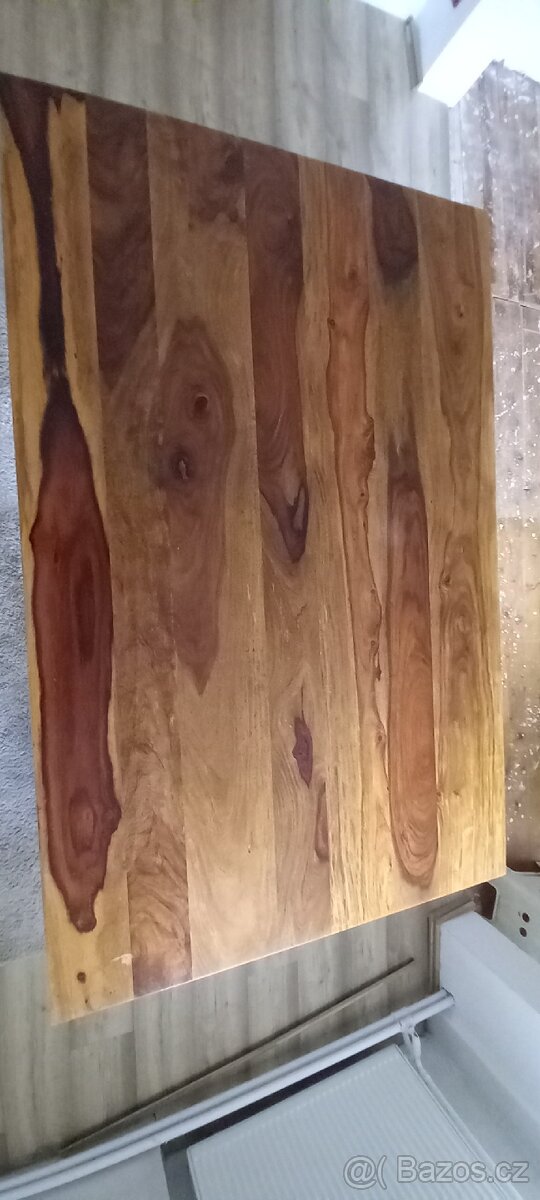 Jídelní stůl masiv - 4