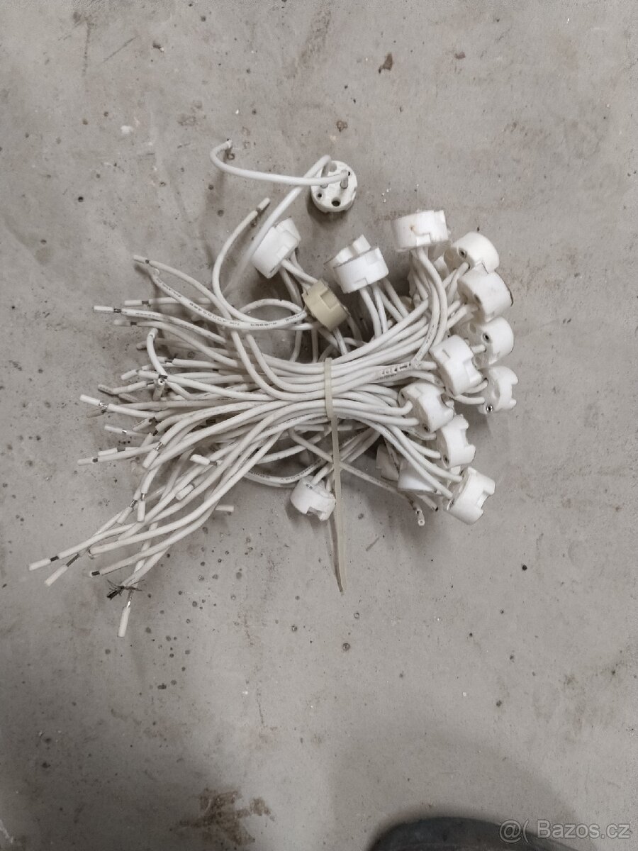 Objimky, patky a žárovky - 4