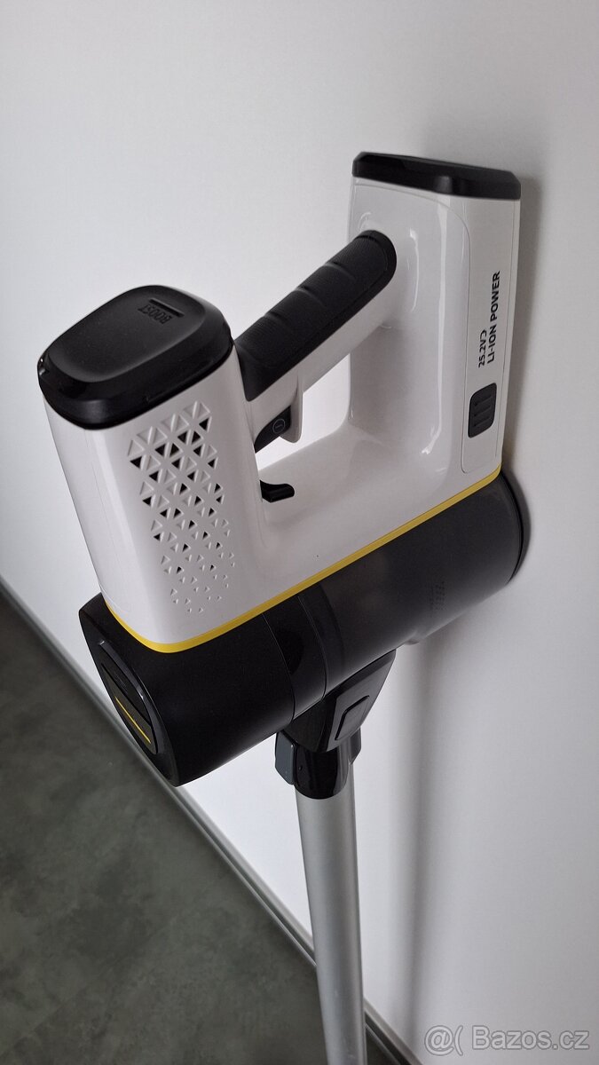 Prodám tyčový vysavač Karcher - 4