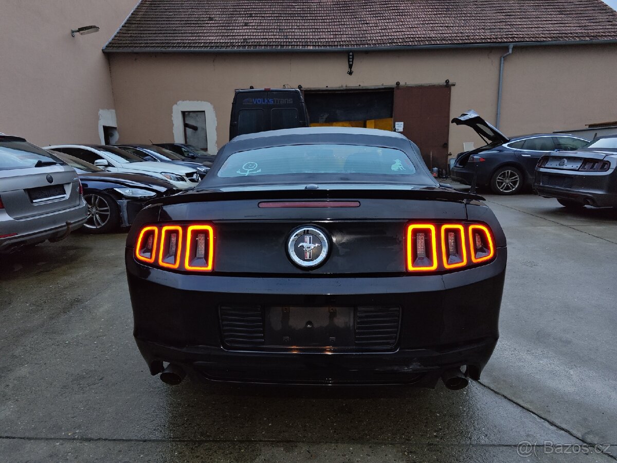 Ford Mustang cabrio - 4