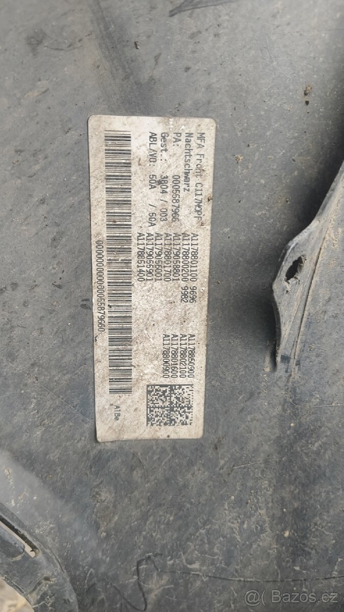 Přední nárazník Mercedes c117 - 4