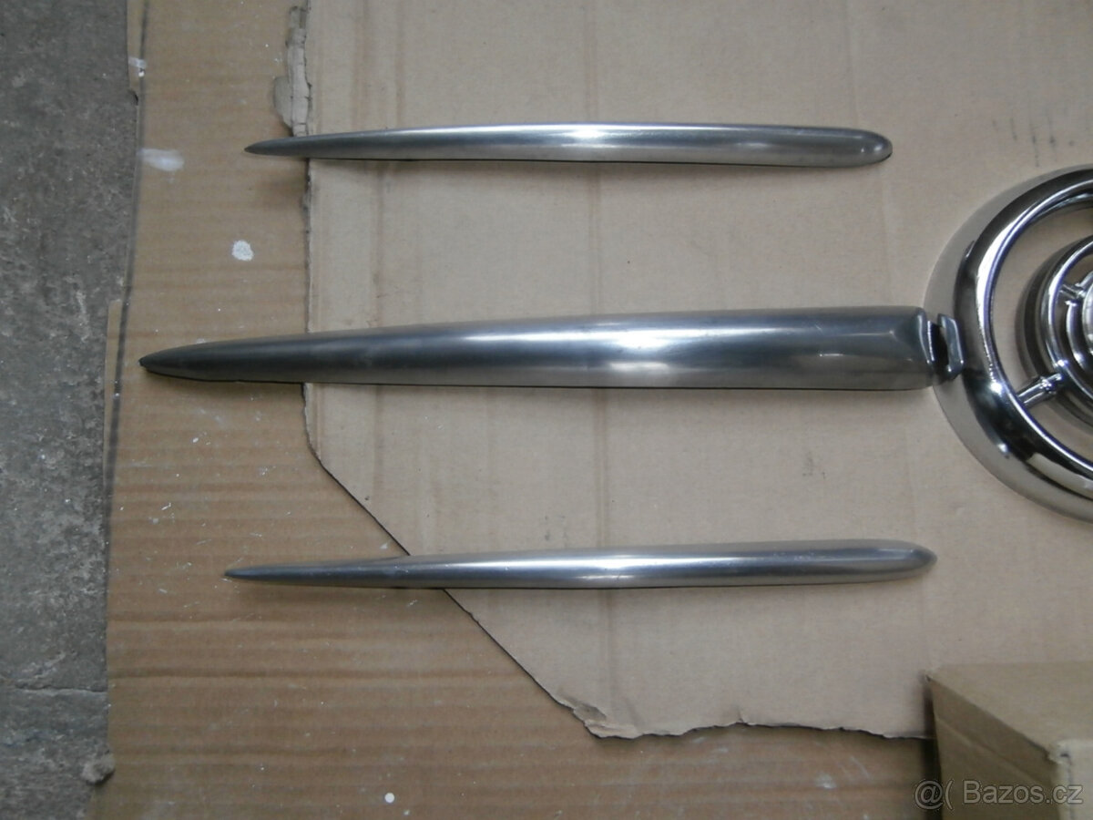 Fiat 600,600D znak předního čela - 4