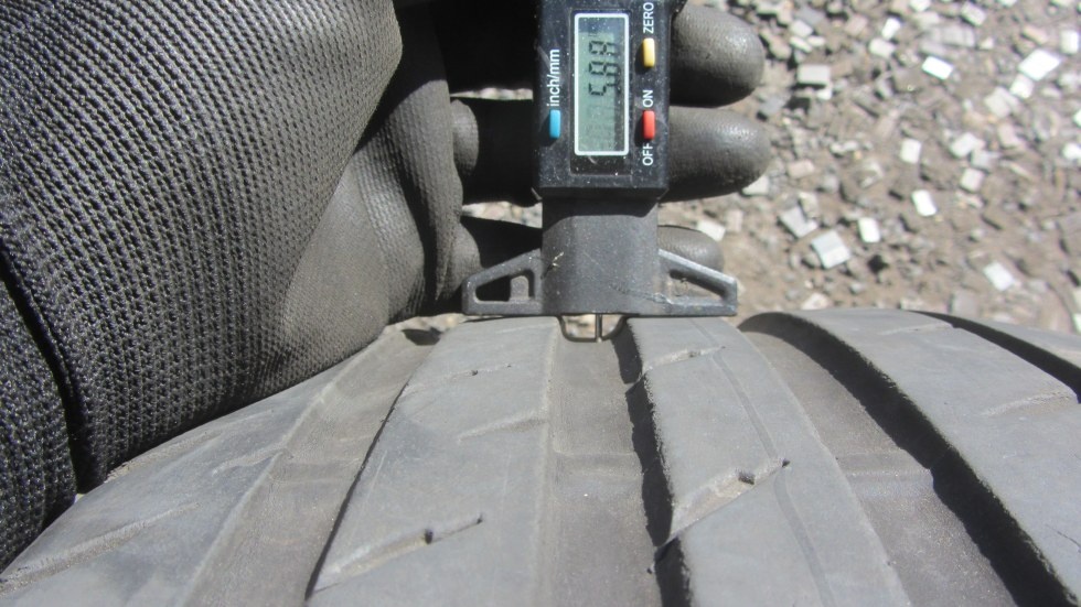 Letní pneu 225/40/18 Continental - 4