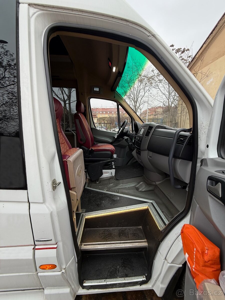 MERCEDES-BENZ SPRINTER - 4