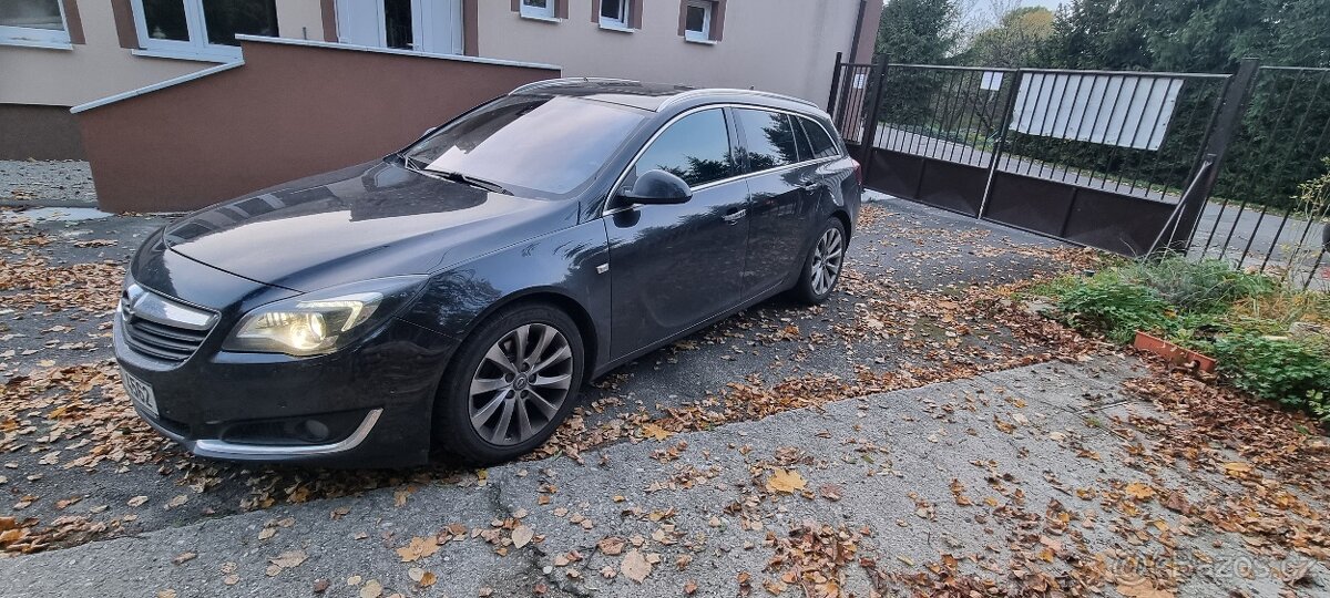 Opel Insignia kombi, rok 2015 obsah 2.0 nafta 125kw - 4