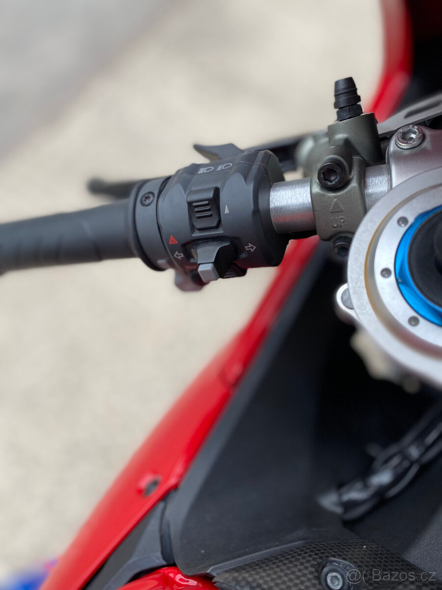 Ducati Panigale 1299S - 4