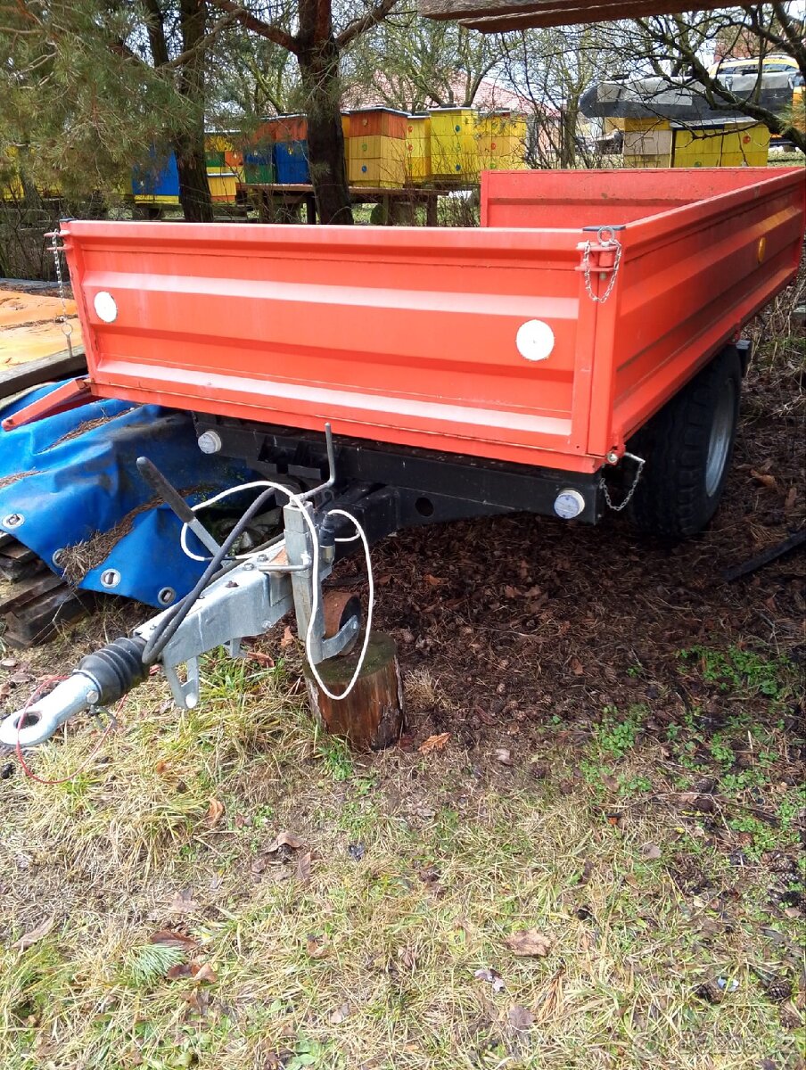 Sklápěcí přívěs za traktor - 4