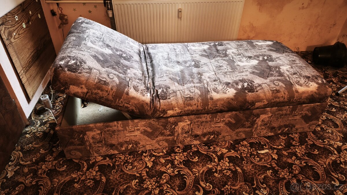 Válenda s úložným prostorem - 4