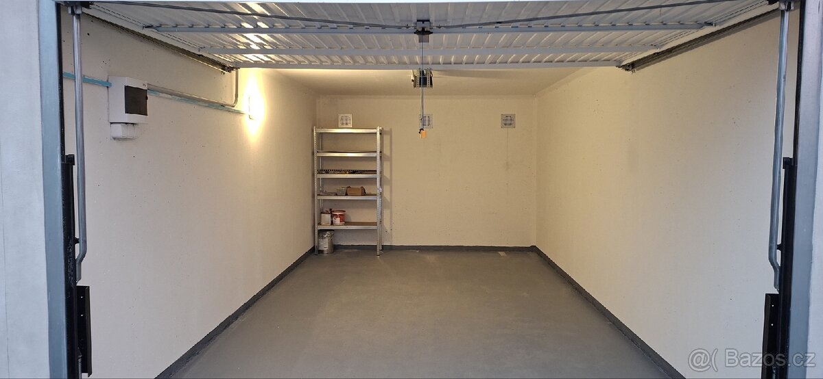 Pronájem garáže - 4
