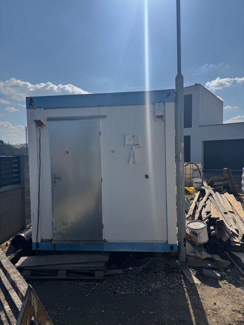 Stavební buňka velká s vybavením - 4