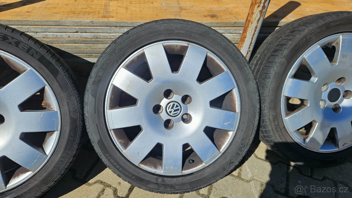 225/45 R15 - 7Jx17H2 Et37 - 4