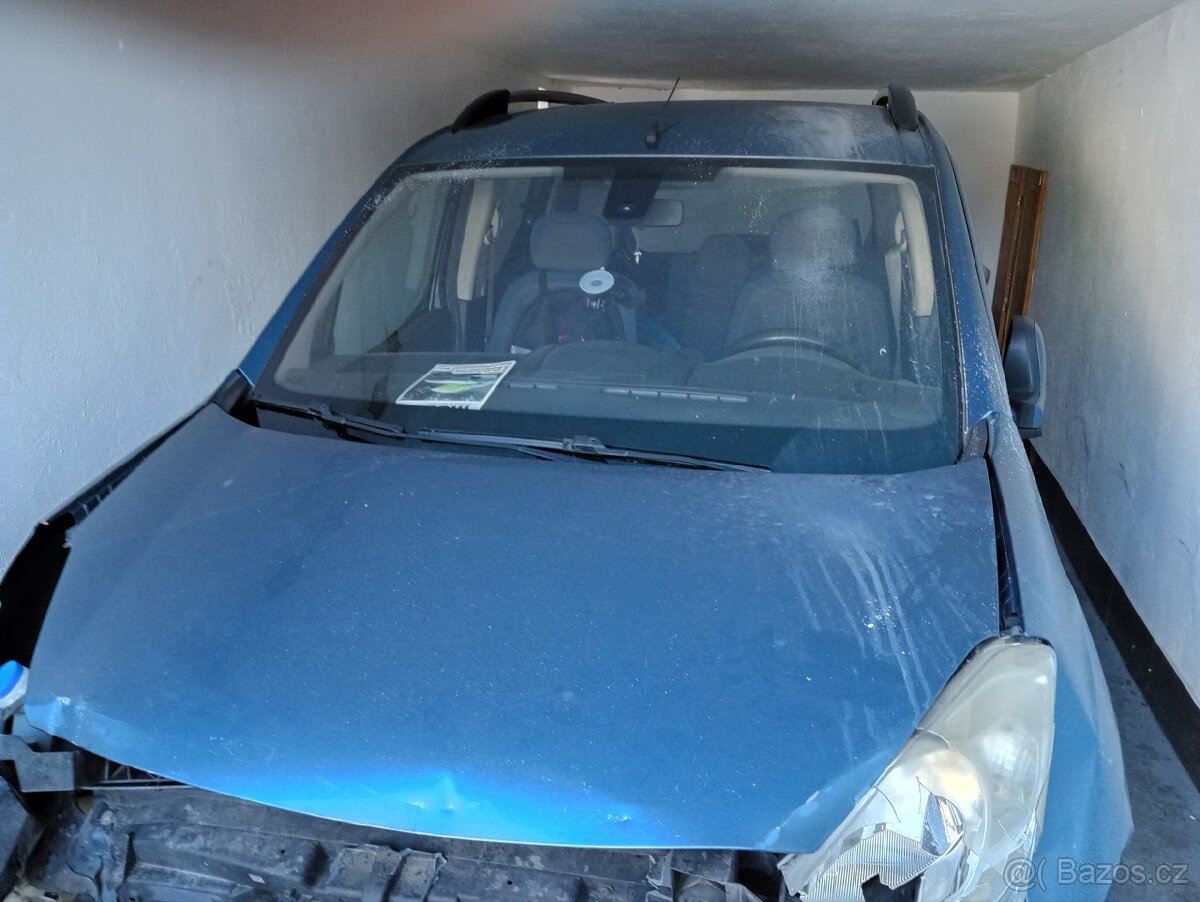 Prodám bouraný Citroen Berlingo - 4
