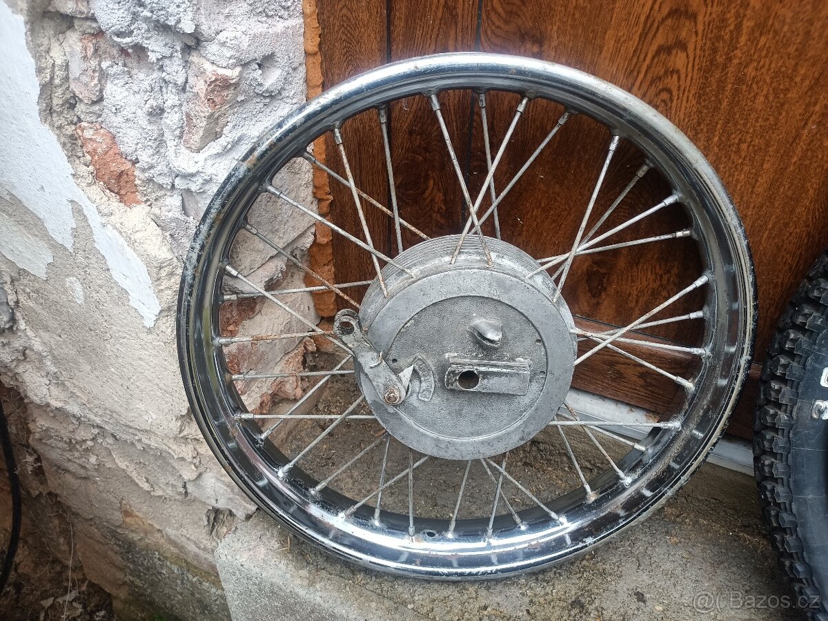 Jawa ČZ Kola - 4