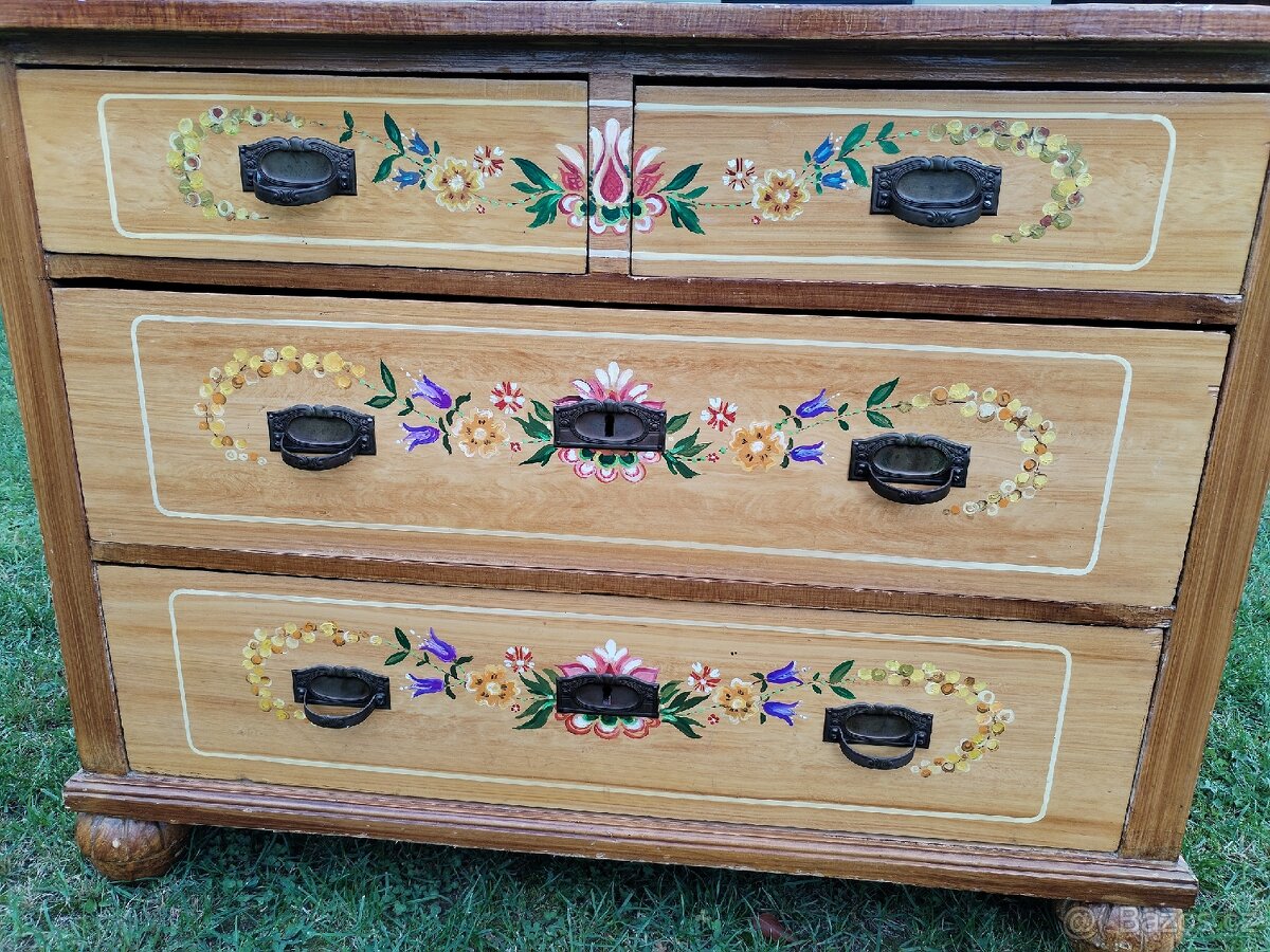 Ručně malovaná komoda - 4