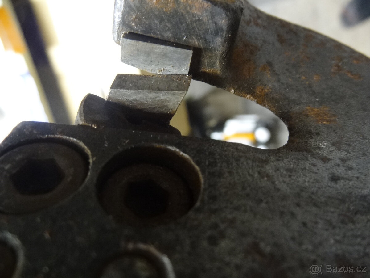 Elektrické nůžky Narex EN 120 D na plech - 4