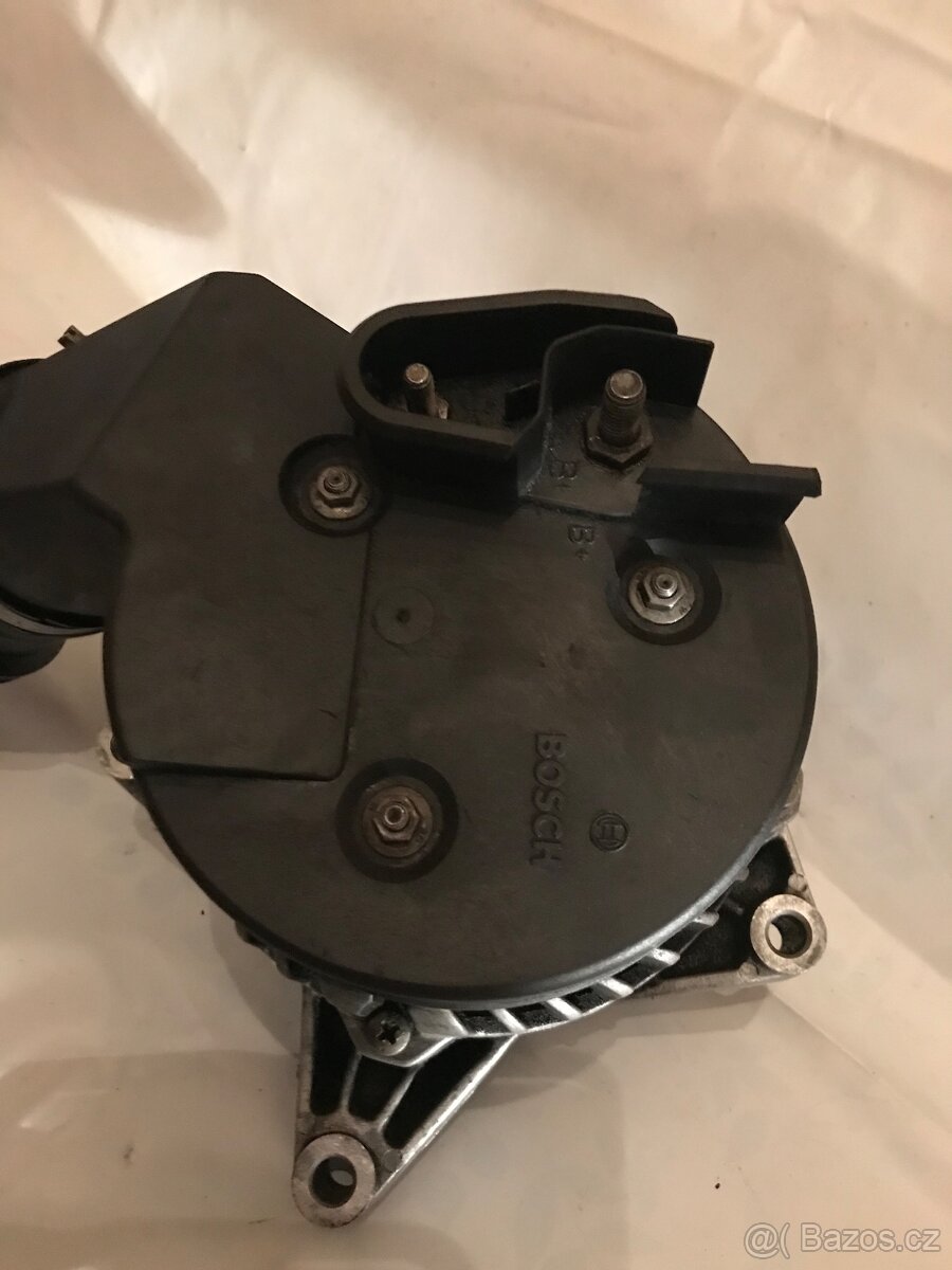 Alternátor Bosch 140A BMW e32, e34 V8 - 4