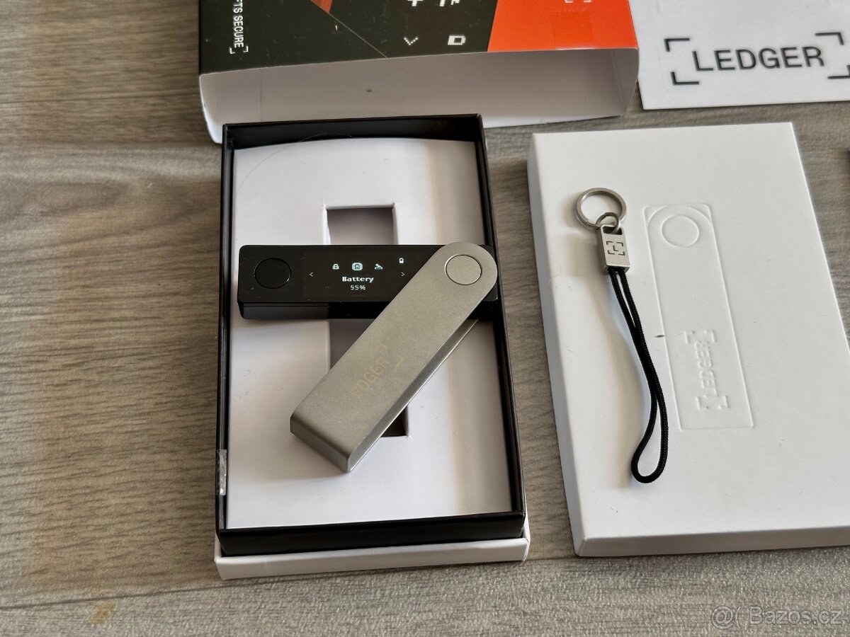 Ledger Nano X – Hardware Crypto Wallet (Onyx Black) - 4
