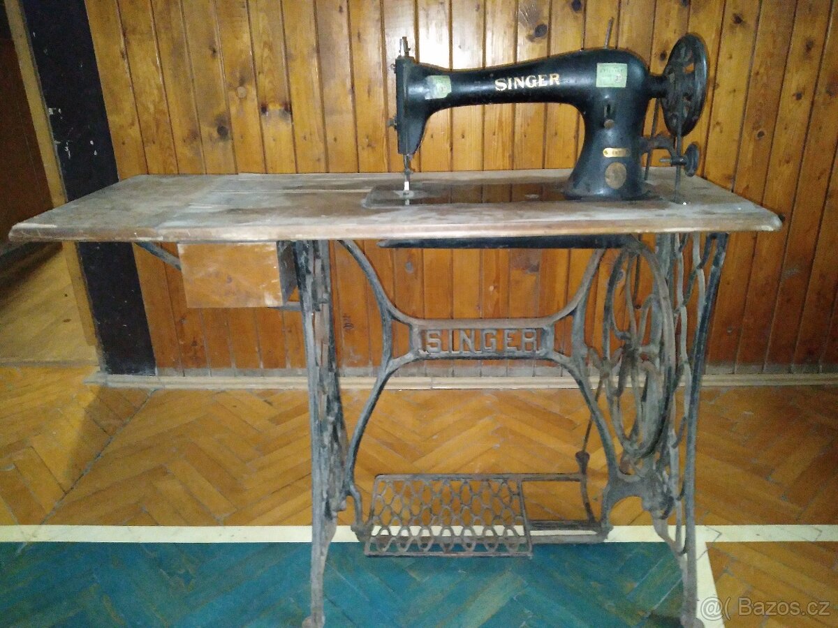 ŠICÍ STROIJ - SINGER - 4