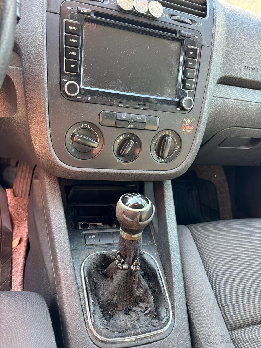 Golf 5 - 4