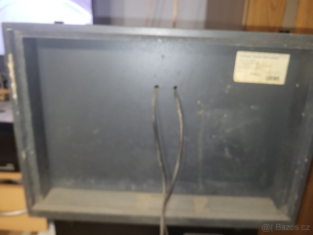 3-Wege - Stereo - Box
(doslova: 3-pásmová stereo bedna) - 4